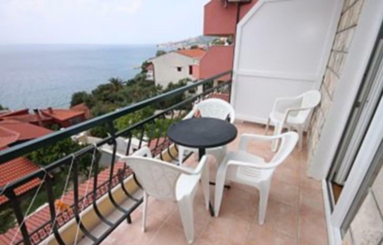 Apartments Marinovac Živogošće Екстериор снимка